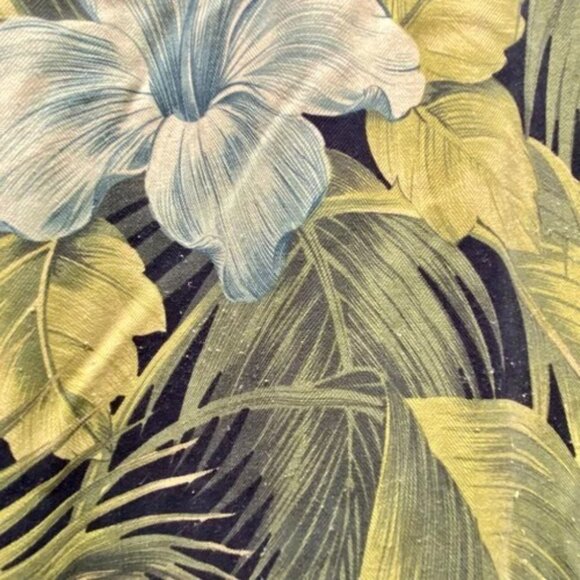 Tommy Bahama RUM Button Down Shirt Men's XL Floral Hawaiian Silk Resort Top READ - Picture 8 of 14